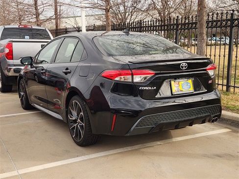 Used 2021 Toyota Corolla SE image 4