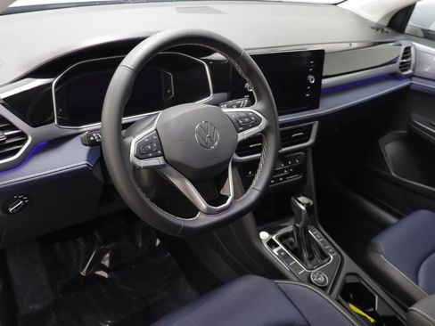 Used 2025 Volkswagen Taos SEL w/ Black Wheel Plus Package image 6