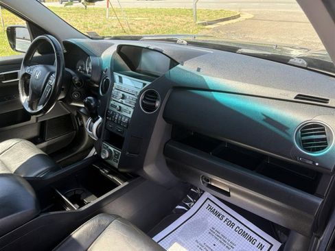 Used 2011 Honda Pilot Touring image 23