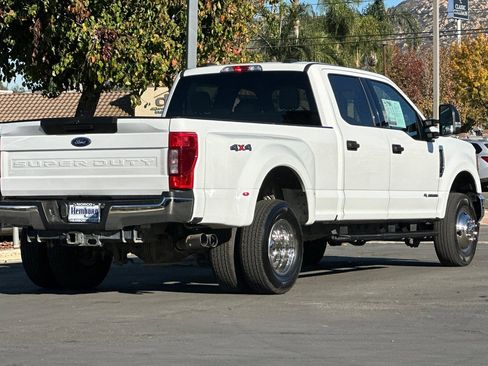 Used 2022 Ford F350 XLT image 4