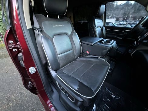 Used 2019 RAM 1500 Laramie image 28