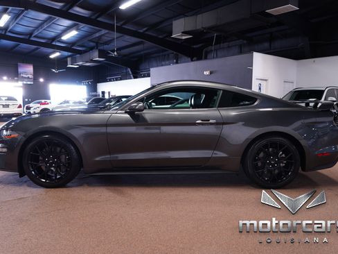 Used 2019 Ford Mustang Premium w/ Ecoboost Performance Package image 4