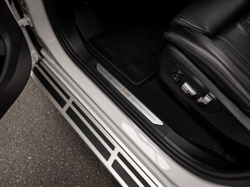 Used 2025 BMW X7 xDrive40i image 39