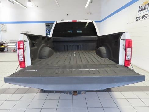 Used 2021 Ford F250 XLT image 17
