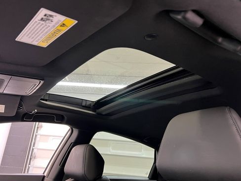 Used 2024 Honda Accord Sport image 31