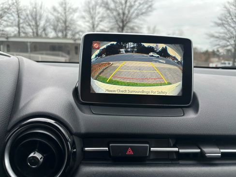 Used 2018 Toyota Yaris iA image 34