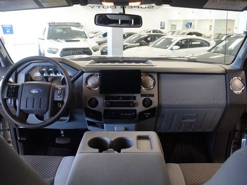 Used 2012 Ford F450 XLT w/ XLT Premium Pkg AWD/4WD image 21