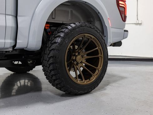 Used 2025 Ford F150 Raptor AWD/4WD image 25