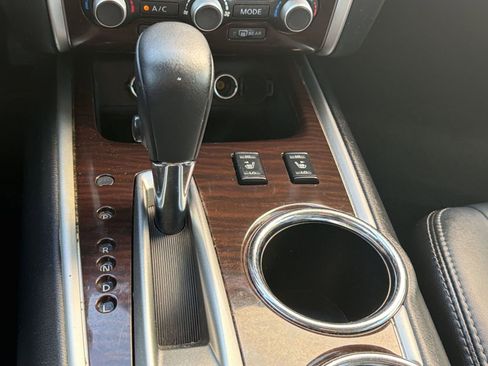 Used 2014 Nissan Pathfinder SL w/ SL Premium Package image 18