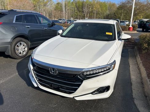 Used 2022 Honda Accord EX-L image 11