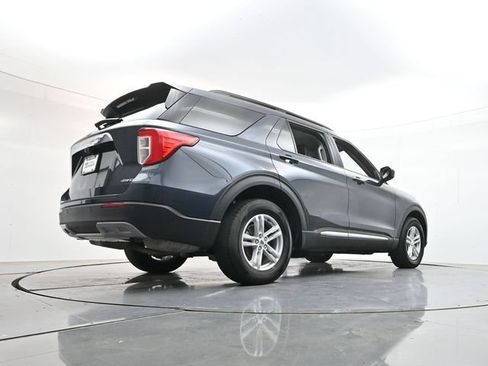 Used 2023 Ford Explorer XLT w/ Equipment Group 202A AWD/4WD image 48