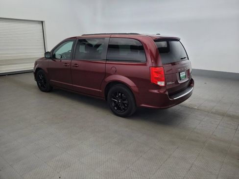 Used 2019 Dodge Grand Caravan GT FWD image 3