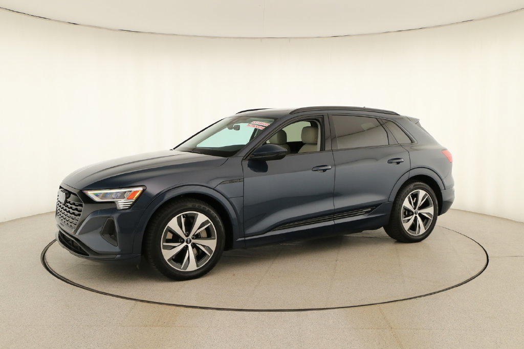 Certified 2024 Audi Q8 e-tron Premium Plus AWD/4WD image 13
