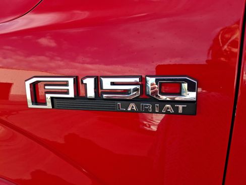 Used 2019 Ford F150 Lariat w/ Equipment Group 502A Luxury AWD/4WD image 32