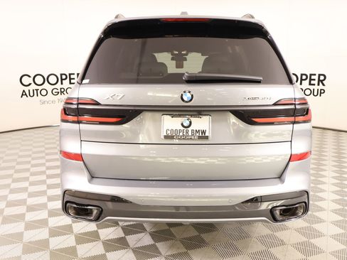 New 2026 BMW X7 xDrive40i w/ M Sport Package AWD/4WD image 24