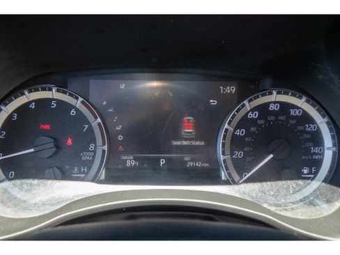 Used 2023 Toyota Highlander XLE AWD/4WD image 24
