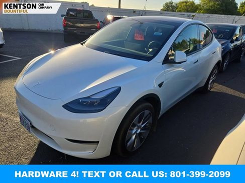Used 2023 Tesla Model Y Long Range AWD/4WD image 1