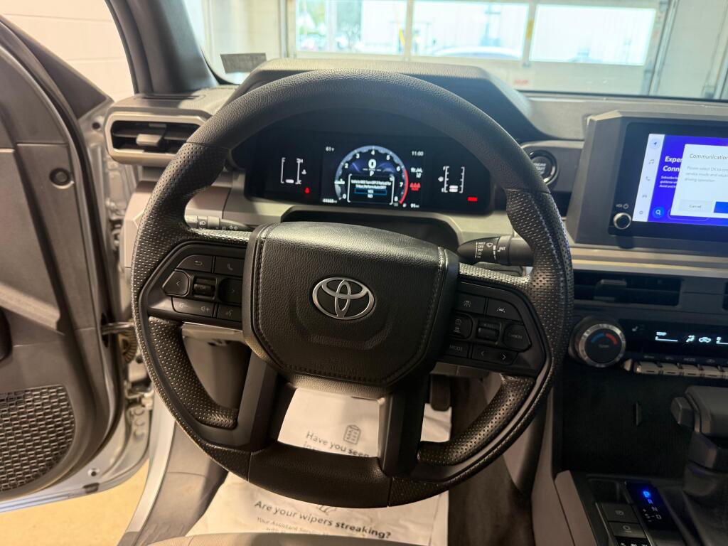 Certified 2024 Toyota Tacoma SR5 AWD/4WD image 27