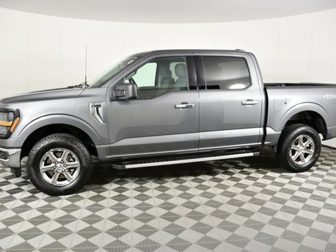 Used 2025 Ford F150 XLT w/ Equipment Group 301A Standard image 9