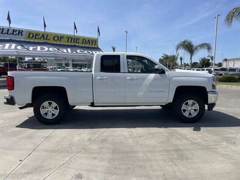 Used 2019 Chevrolet Silverado 1500 LT AWD/4WD image 9