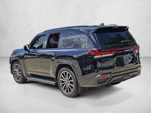 Used 2024 Lexus LX 600 F Sport AWD/4WD image 8