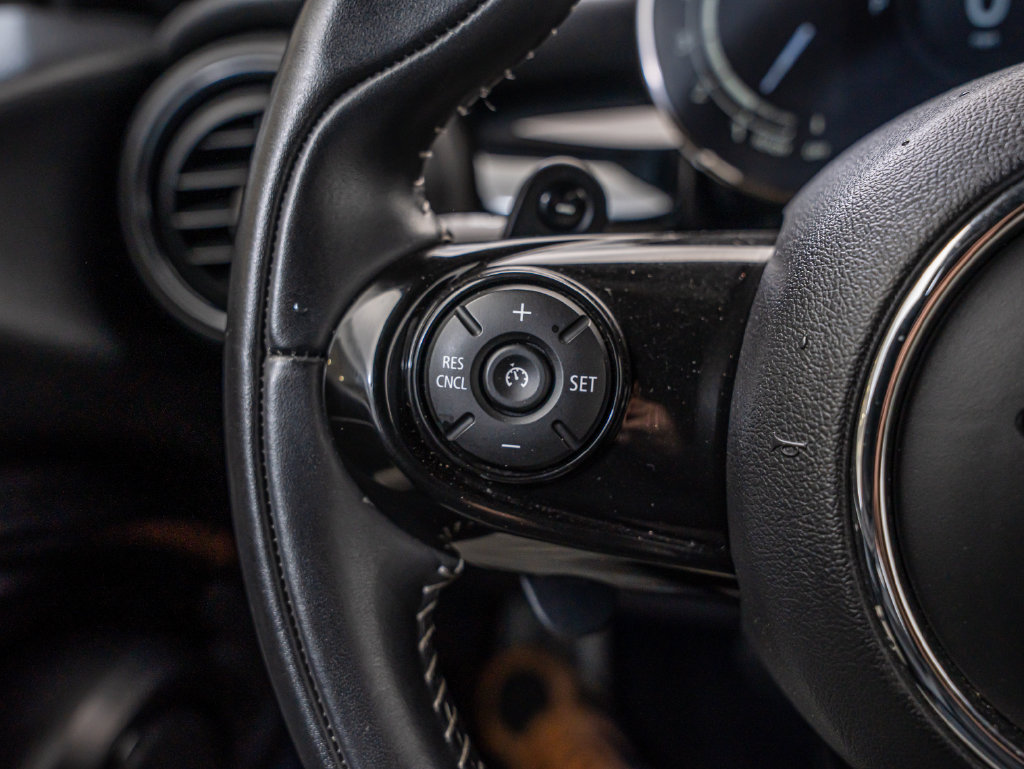 Used 2021 MINI Cooper S FWD image 31