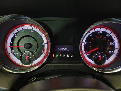 Used 2019 Dodge Grand Caravan SE image 23