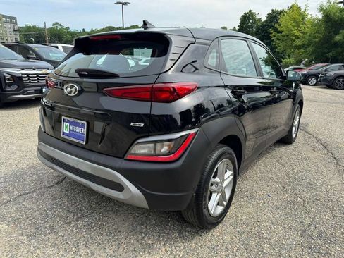 Used 2023 Hyundai Kona SE w/ Cargo Package AWD/4WD image 6