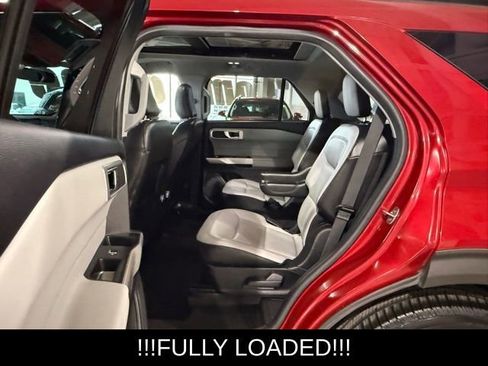 Used 2021 Ford Explorer XLT w/ Equipment Group 202A image 17