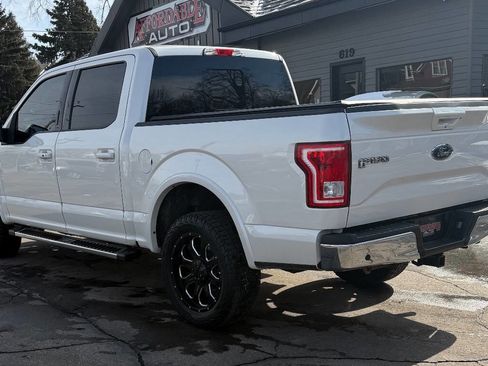 Used 2017 Ford F150 Lariat image 17