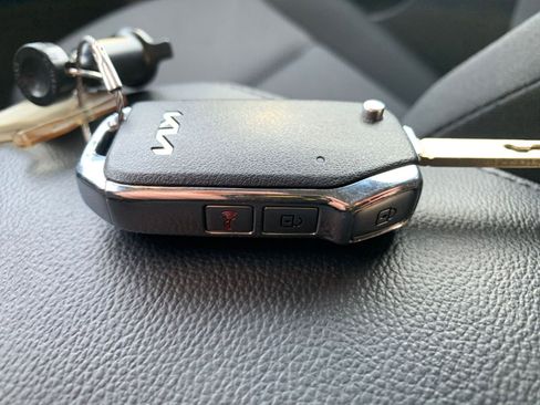 Used 2025 Kia Soul LX w/ LX Technology Package image 22