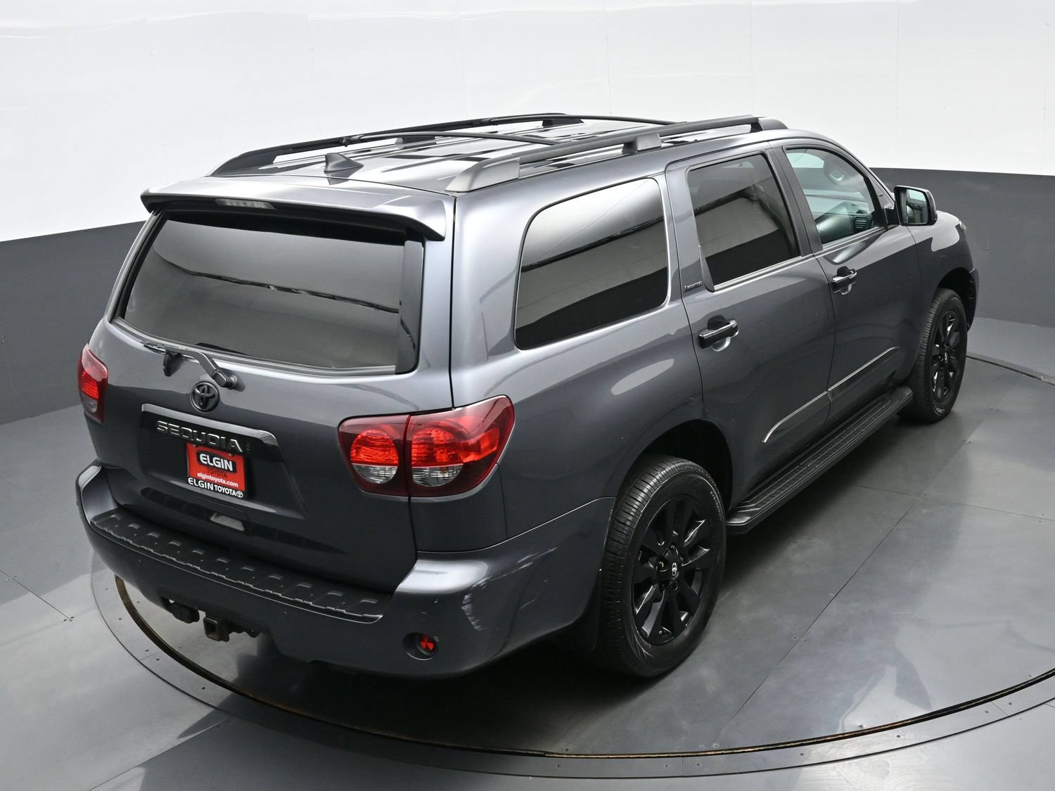 Used 2021 Toyota Sequoia Nightshade w/ Safety & Convenience Package AWD/4WD image 43