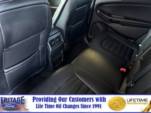 Used 2024 Ford Edge SEL AWD/4WD image 12