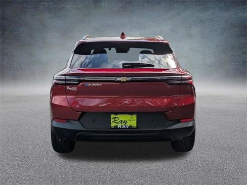 New 2026 Chevrolet Equinox EV LT image 5