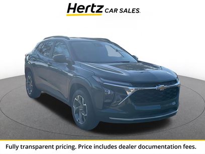 Used 2025 Chevrolet Trax LT