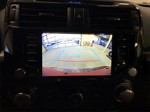 Certified 2024 Toyota 4Runner TRD Off-Road Premium image 19