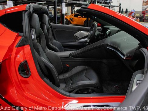 Used 2023 Chevrolet Corvette Z06 w/ Z07 Performance Package RWD image 38
