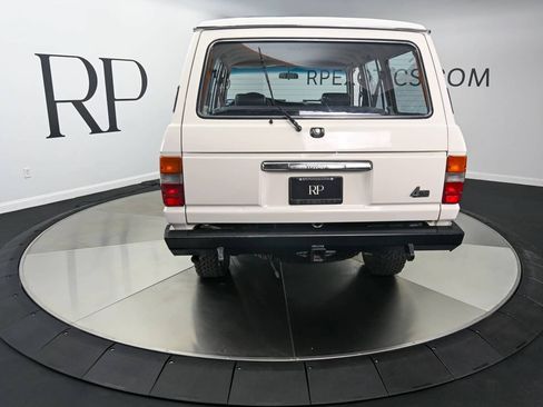 Used 1988 Toyota Land Cruiser AWD/4WD image 8