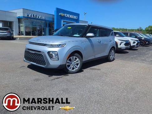 Used 2020 Kia Soul LX FWD image 1