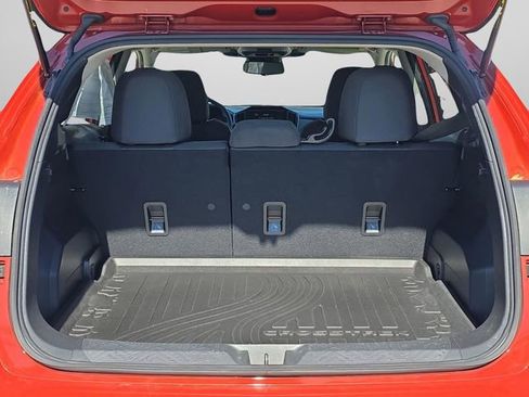 Used 2024 Subaru Crosstrek 2.0i Premium image 8