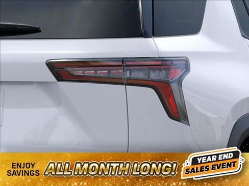 New 2026 Chevrolet Equinox LT w/ LPO, Floor Liner Package image 11