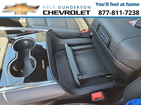 New 2025 Chevrolet Suburban LT w/ Advanced Technology Package image 41