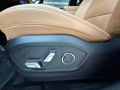 Used 2025 Hyundai Santa Fe Limited image 26