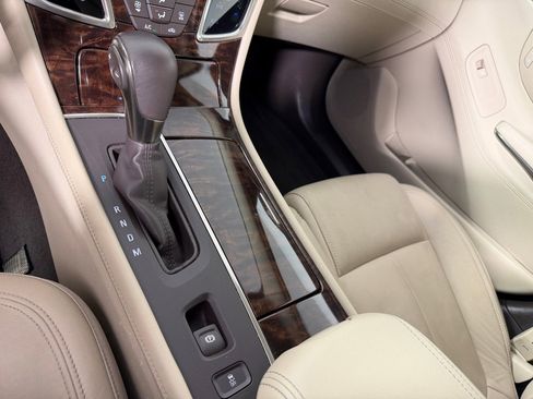 Used 2014 Buick LaCrosse Leather FWD image 18