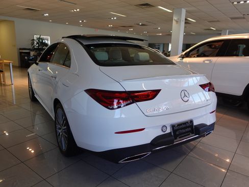 Certified 2022 Mercedes-Benz CLA 250 CLA 250 4MATIC Coupe image 3