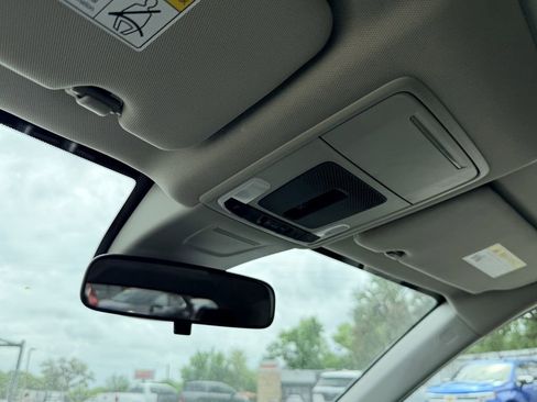 Used 2024 Honda CR-V EX image 34