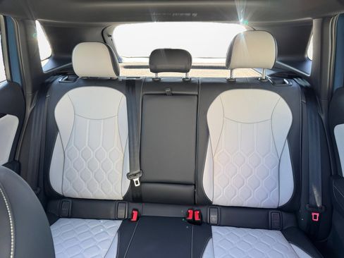 New 2026 Volkswagen Tiguan SEL R-Line image 12