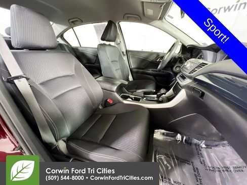 Used 2015 Honda Accord Sport image 17