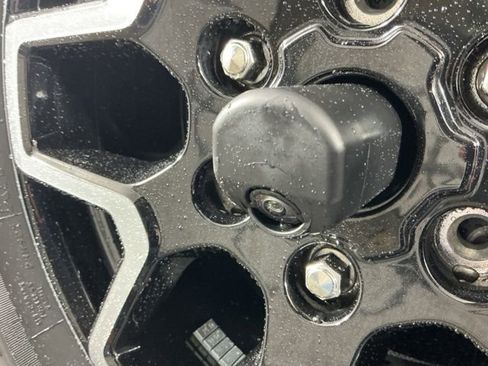 New 2025 Ford Bronco Outer Banks image 9