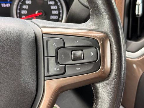 Used 2020 Chevrolet Silverado 1500 High Country w/ Technology Package AWD/4WD image 19